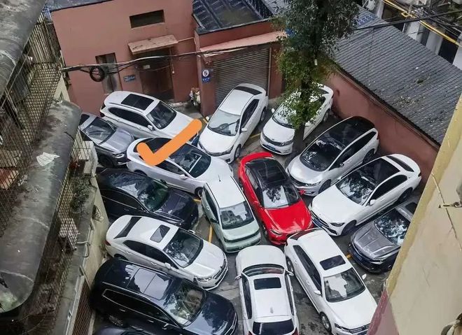 铁小便被捕后罚款上万网友：素质低别来新加坡m6米乐app丢脸！一中国男子在新加坡地(图10)