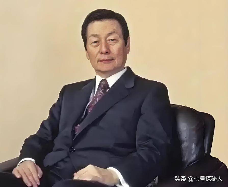 垂涎22岁女星把人迷人卑劣发挥到极致m6米乐30岁入赘发家成大财阀60岁(图1)