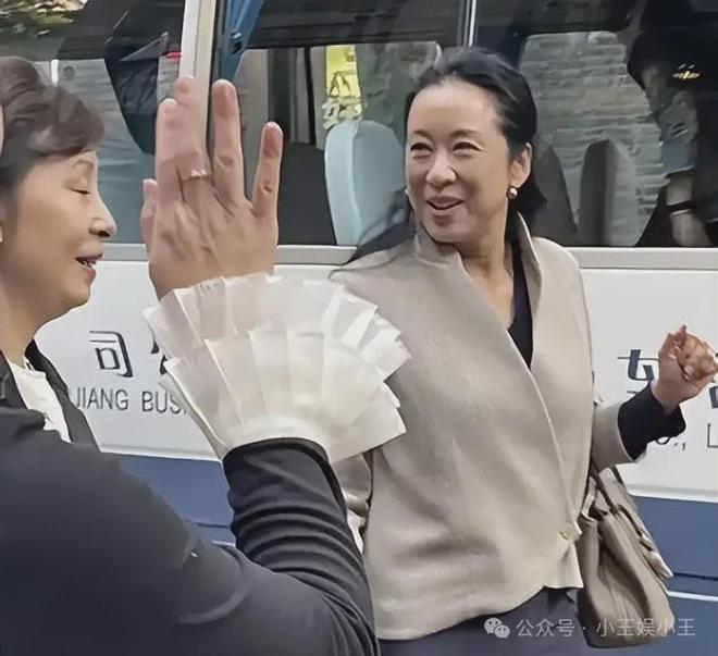 傲的事情不是两次嫁入豪门万万没想到朱玲玲此生最骄(图6)
