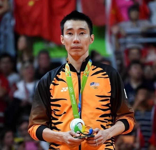 癌终治愈喉咙疼到吃饭得喷麻药“大马一哥”李宗伟：2年抗(图16)