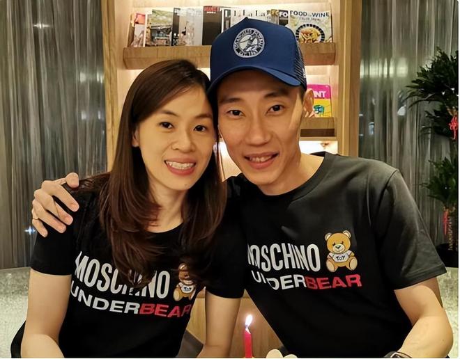 癌终治愈喉咙疼到吃饭得喷麻药“大马一哥”李宗伟：2年抗(图23)
